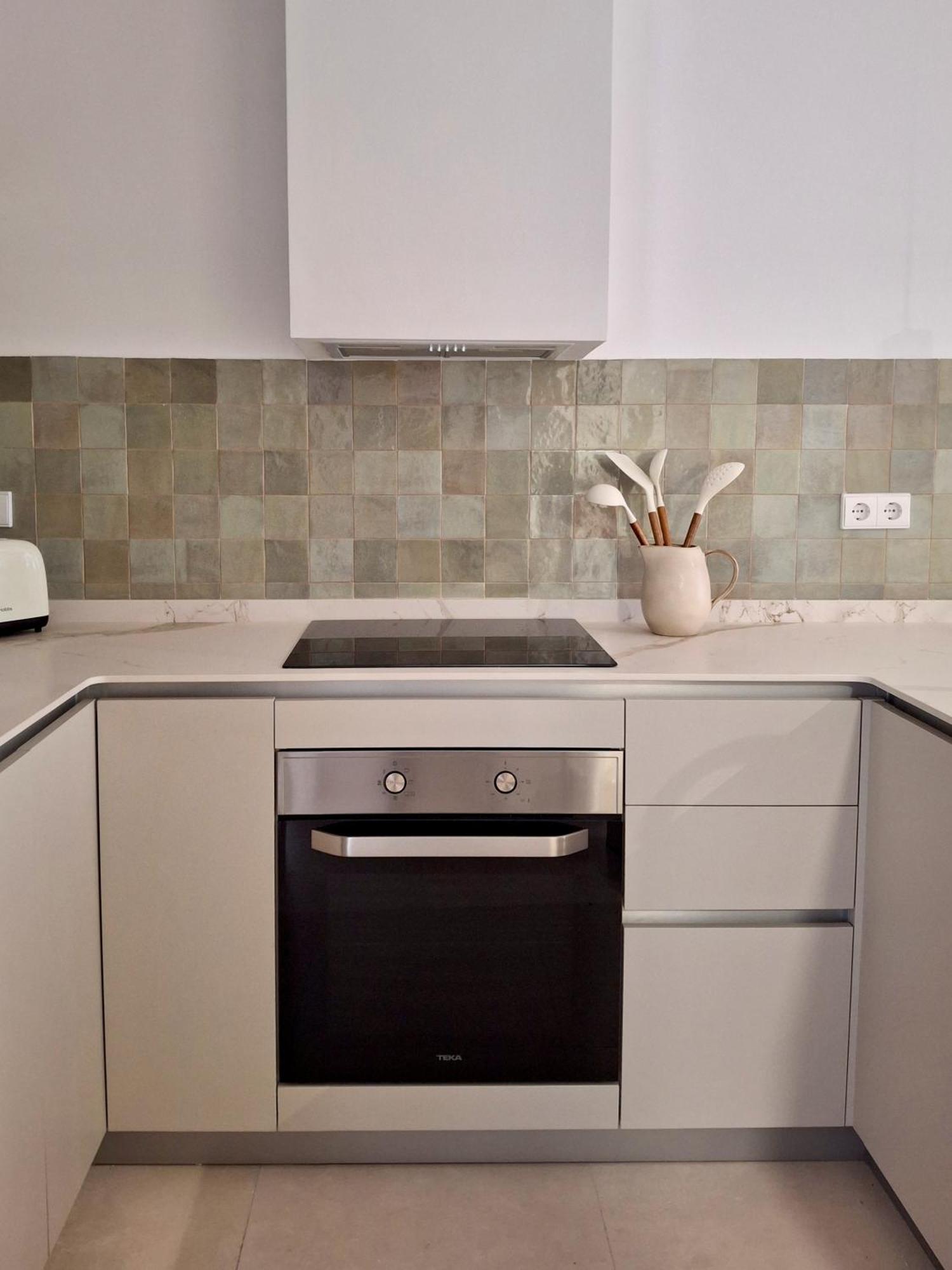 Bonito Apartamento De 2 Habitaciones Cerca De La Estacion Joaquin Sorolla Valensiya Dış mekan fotoğraf