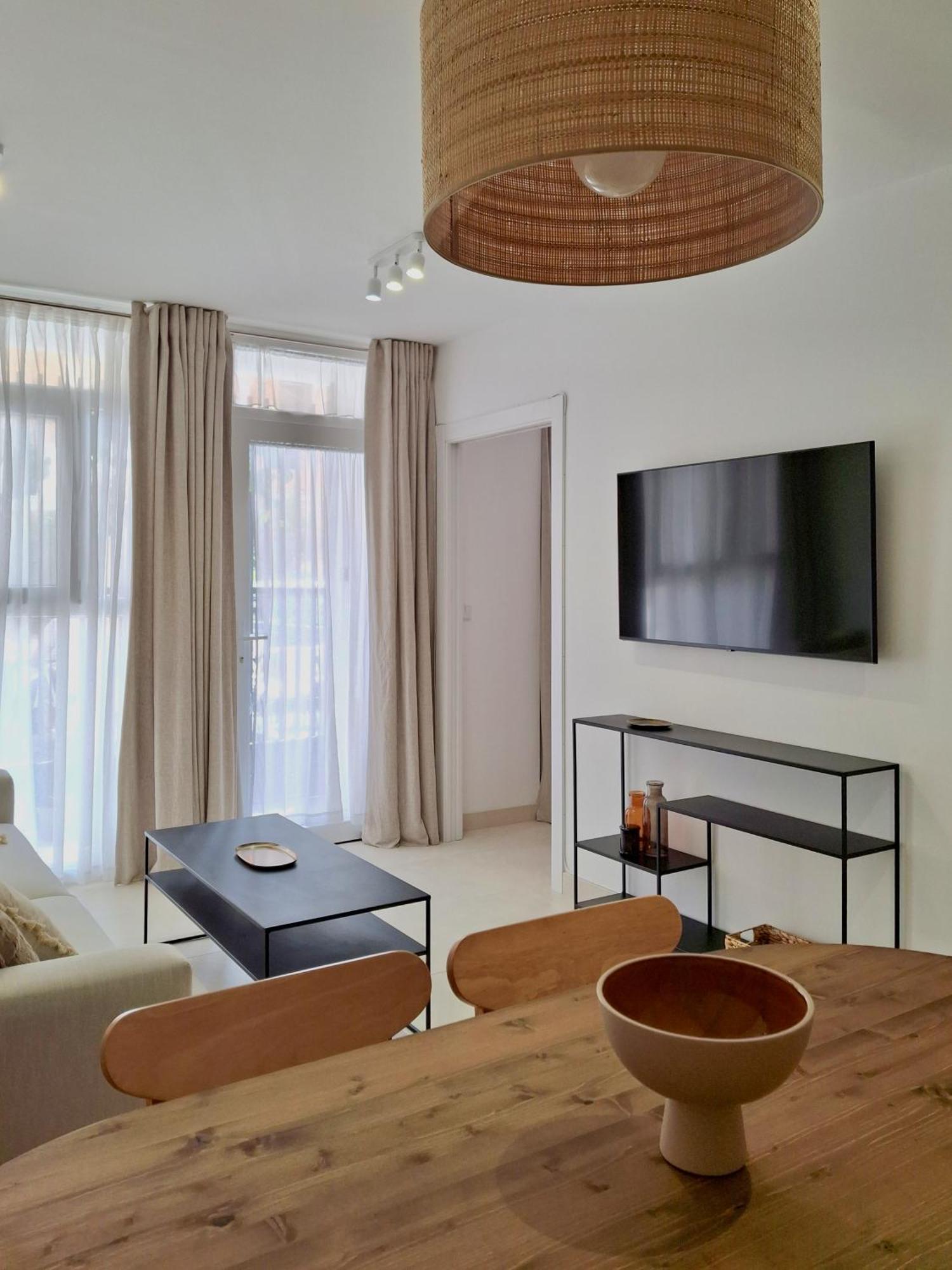 Bonito Apartamento De 2 Habitaciones Cerca De La Estacion Joaquin Sorolla Valensiya Dış mekan fotoğraf