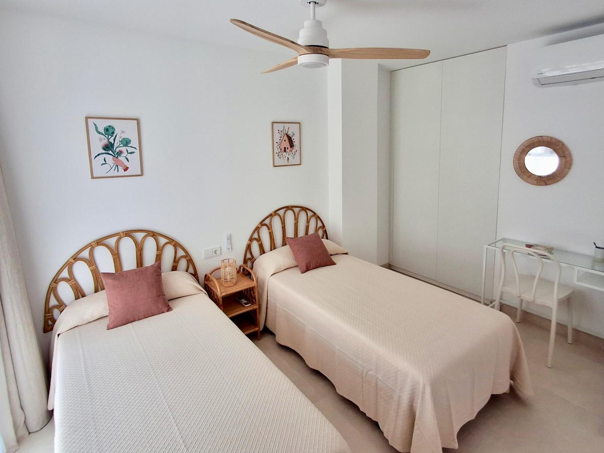Bonito Apartamento De 2 Habitaciones Cerca De La Estacion Joaquin Sorolla Valensiya Dış mekan fotoğraf